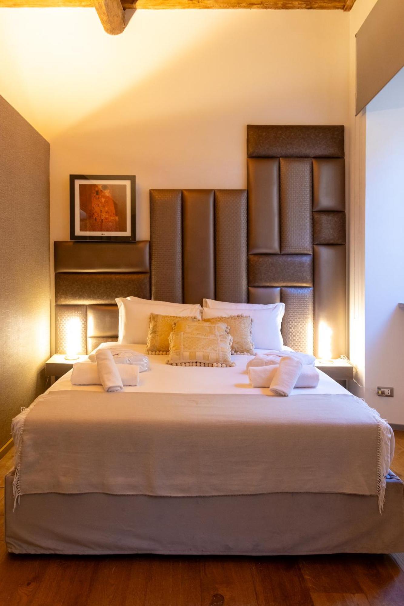 Fontana Di Trevi Roma Luxury Suite Экстерьер фото