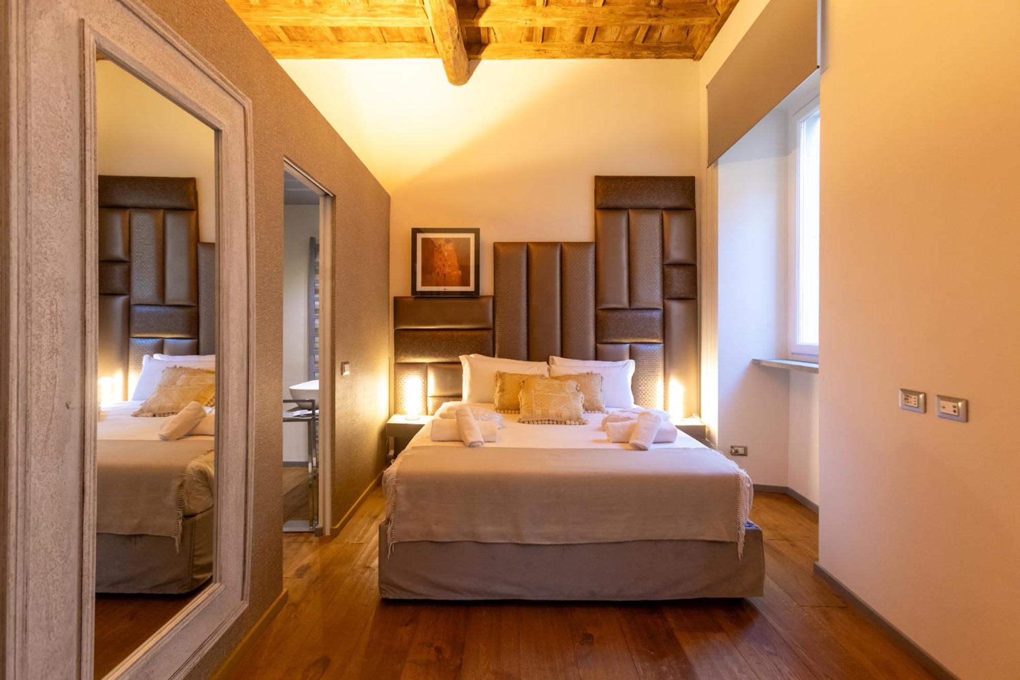 Fontana Di Trevi Roma Luxury Suite Экстерьер фото