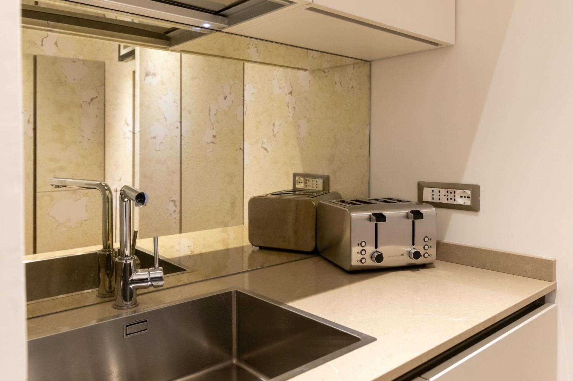 Fontana Di Trevi Roma Luxury Suite Экстерьер фото